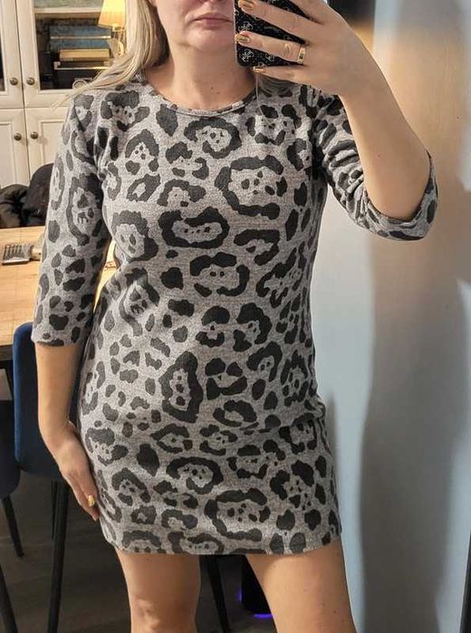 Dazzling 40 sukienka szara panterka rękaw 3/4