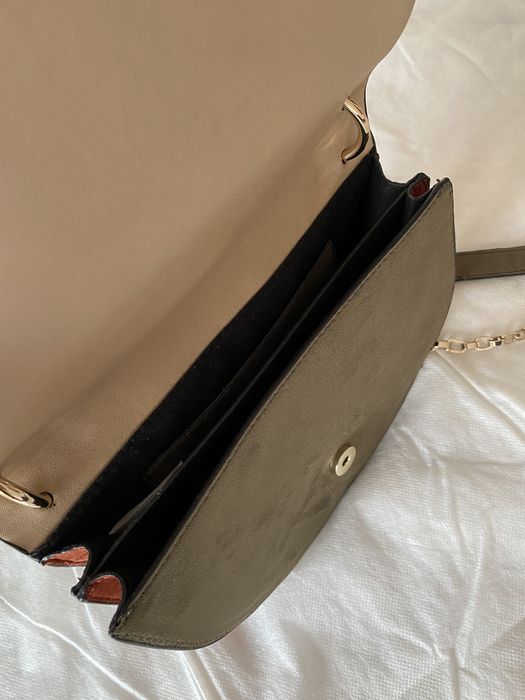 Bolsa parfois pelinho com etiqueta