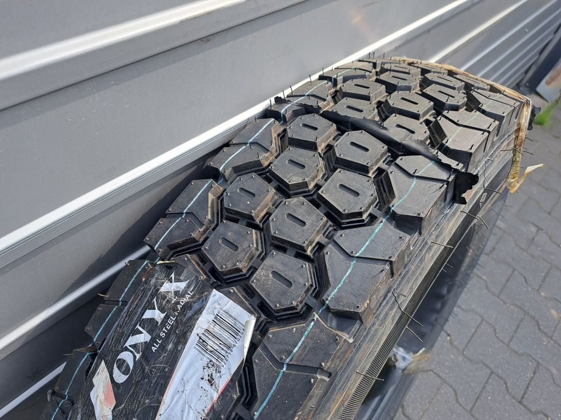 Opona 825R20 radial dętka +fartuch ONYX przyczepa wysyłka 8.25x20