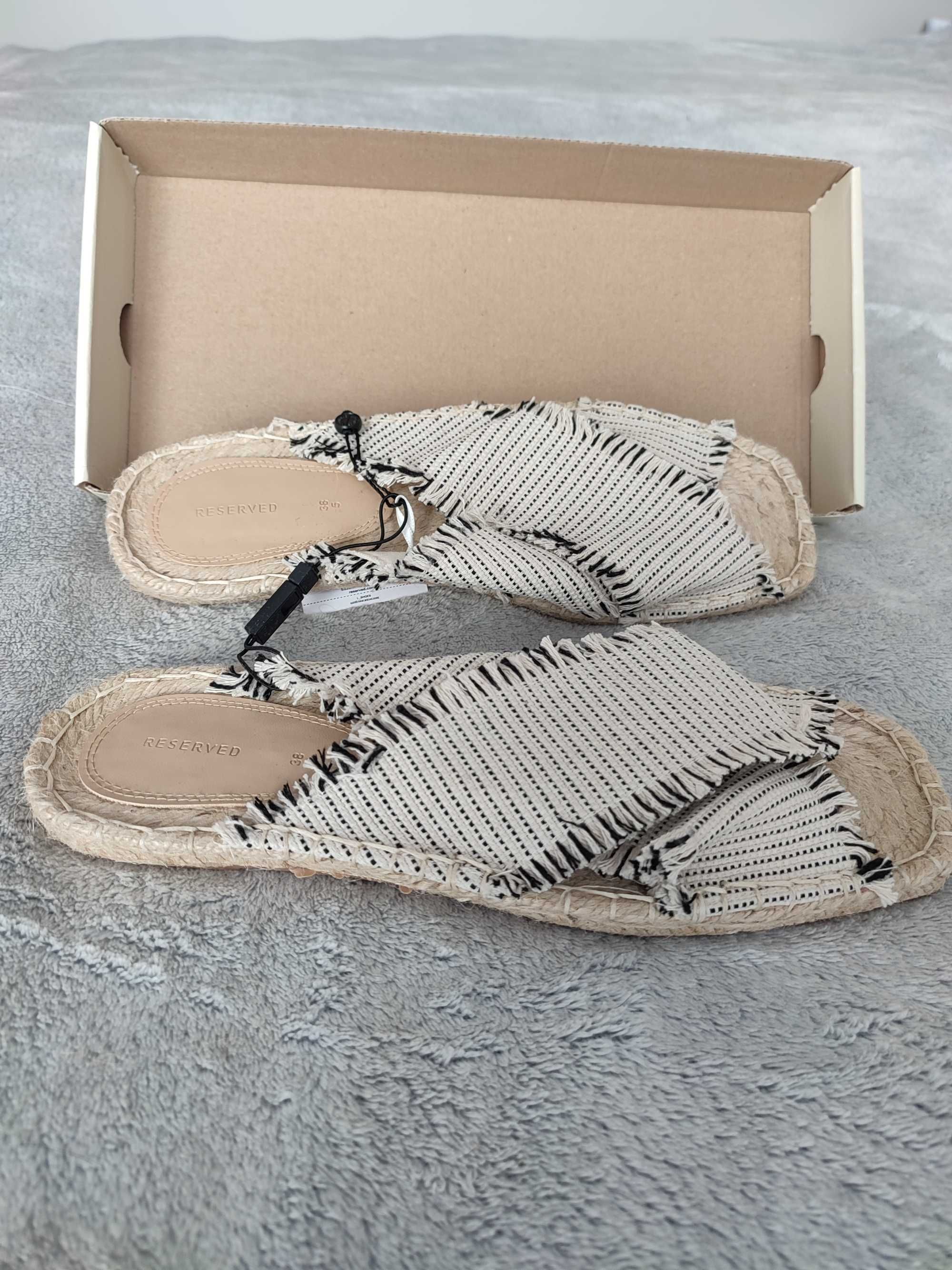 Klapki damskie espadryle