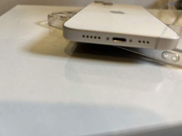 iPhone 13 – Excelente Estado, Como Novo