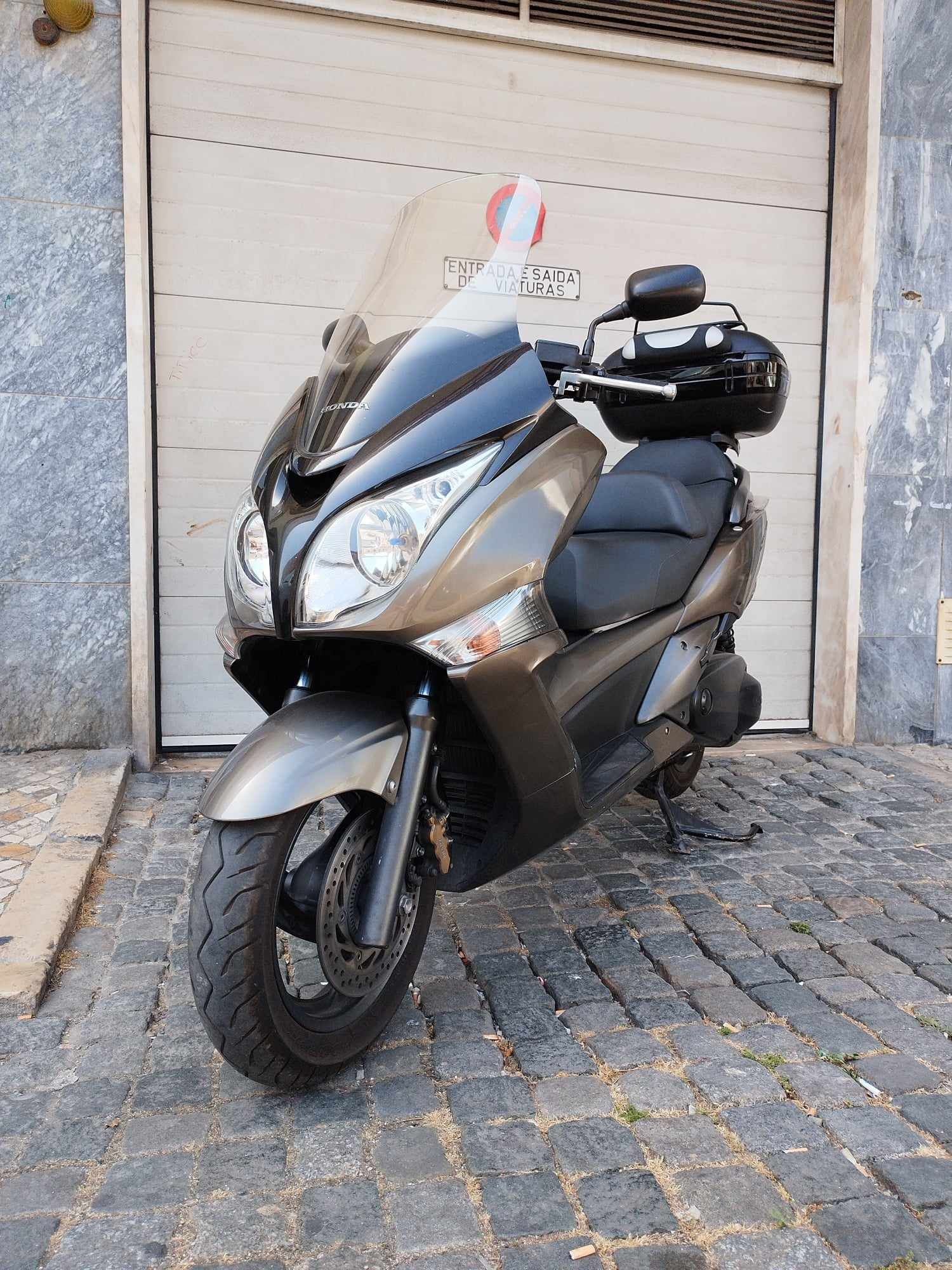 Honda SW-T 600cc