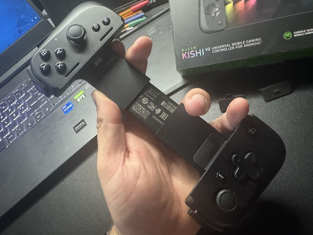 Comanddo Razer Kishi V2 (para iOS e Android)