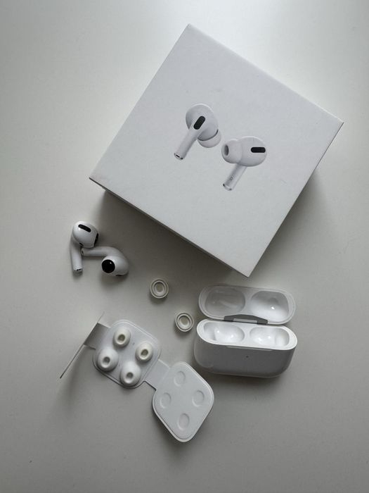 AirPods Pro MWP22/ru (моделі A2083 A2084 A2190) - з коробкою