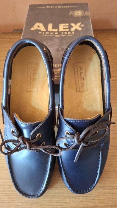 Sapatos de cerimonia em pele