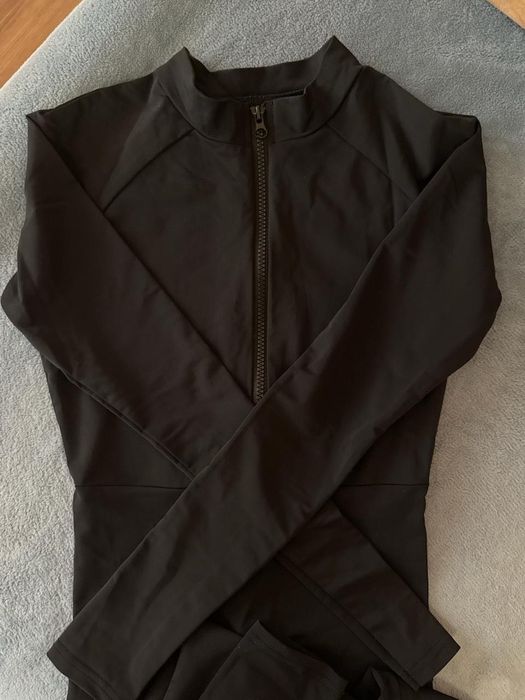 Чорний комбінезон