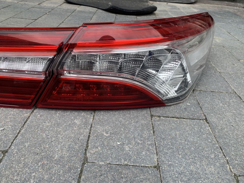 Фонари Toyota Camry XV70 2018 - 2022 задний фонарь лед комплект