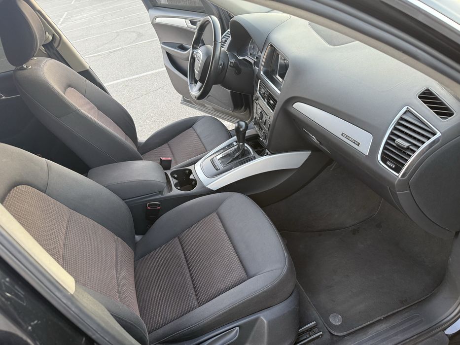 Audi Q5 2009 ТDI 2.0