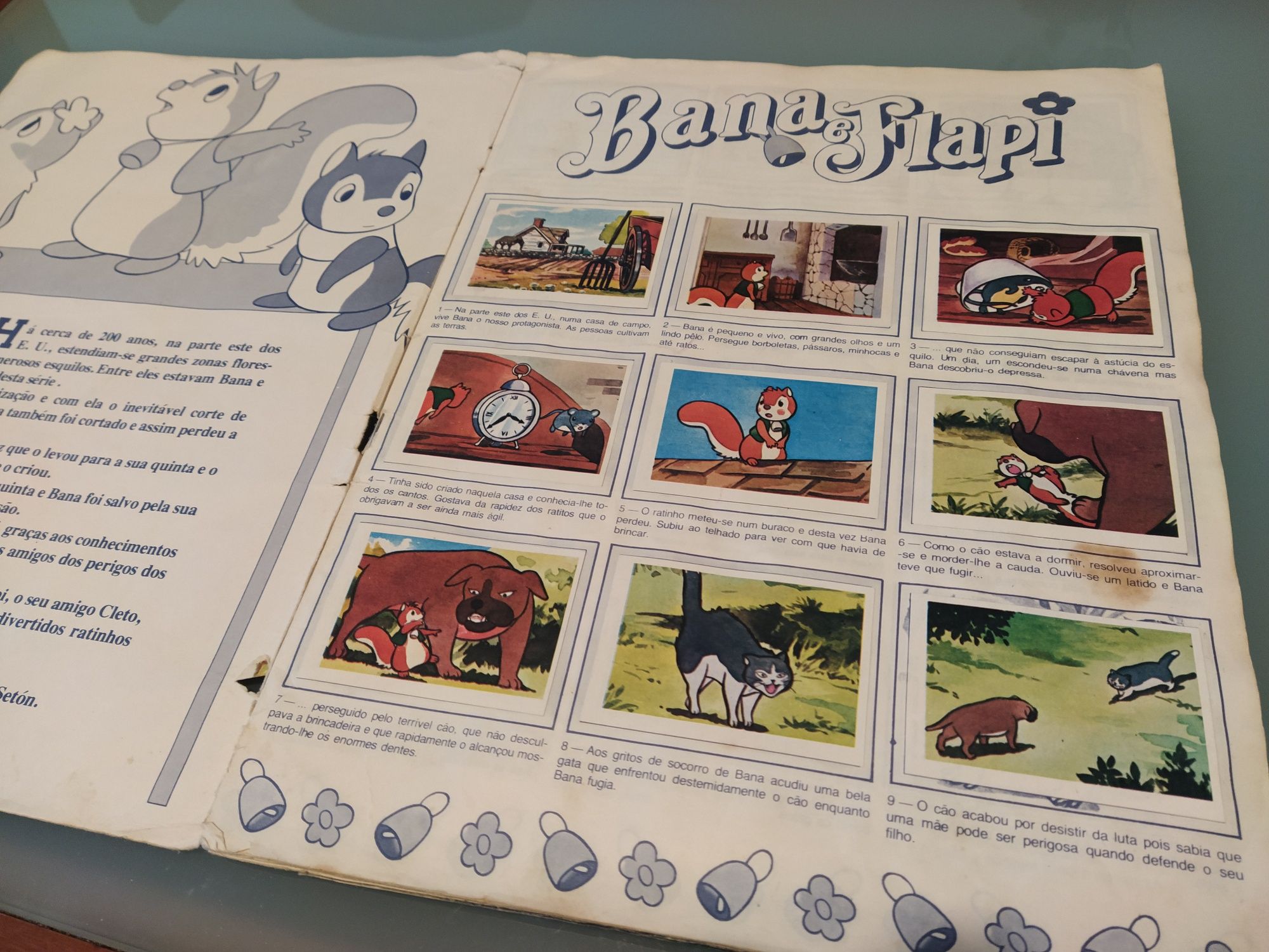 Caderneta de cromos completa da série "Bana e Flapi"