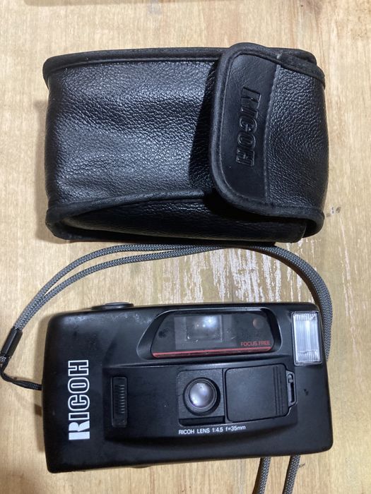 Фотоапарат RICOH