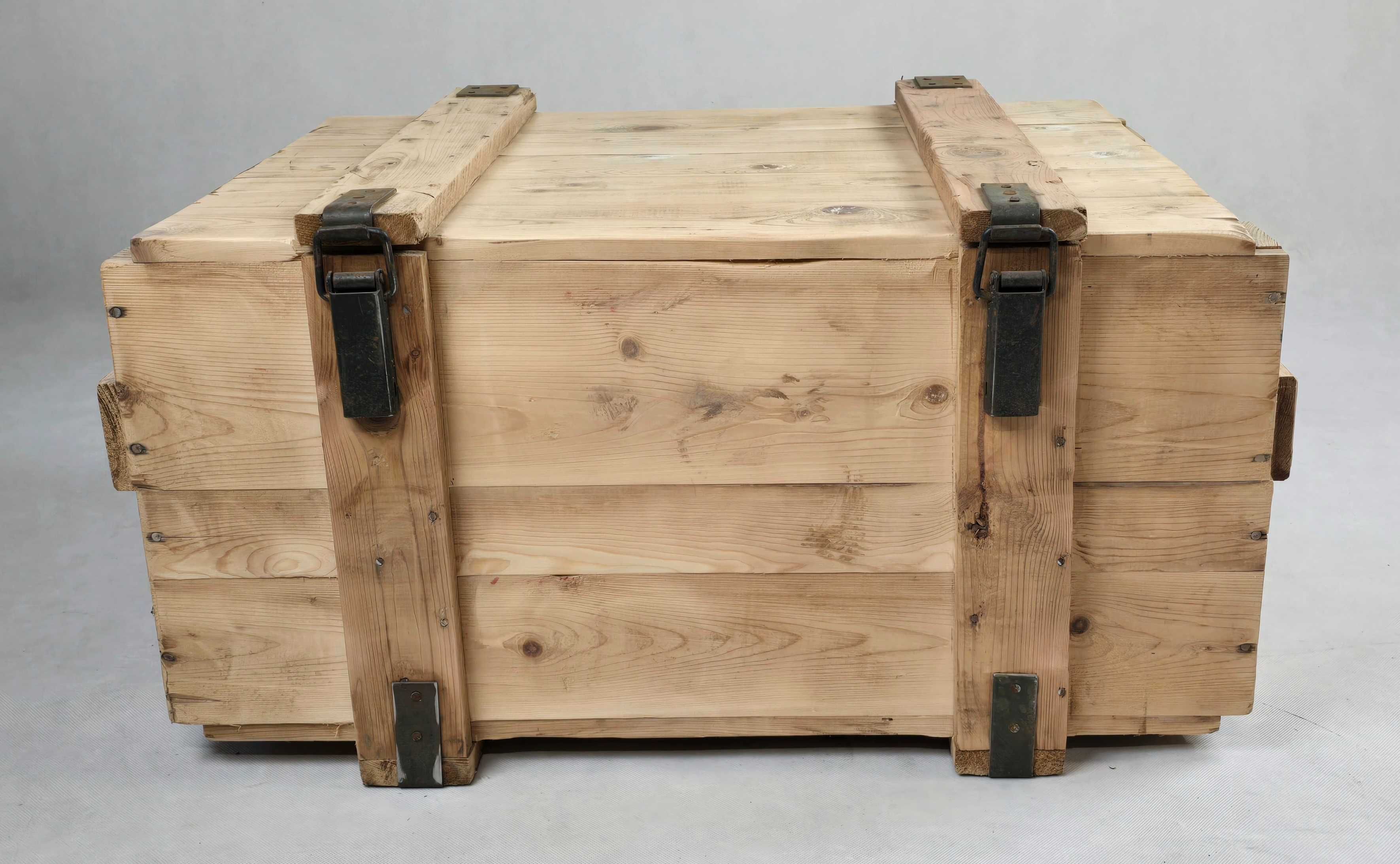 Skrzynia duża drewniana 112x43x62