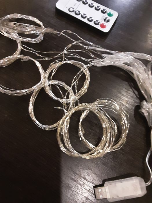 Новогодние украшения елки гирлянды