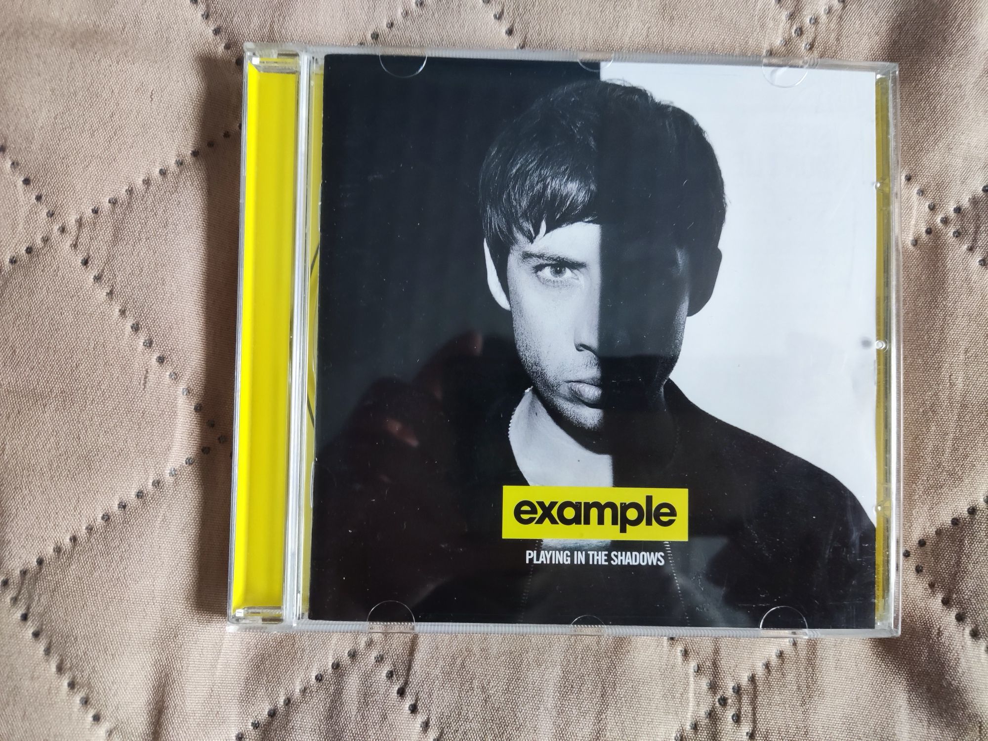 Example - Playing in the Shadows nowy