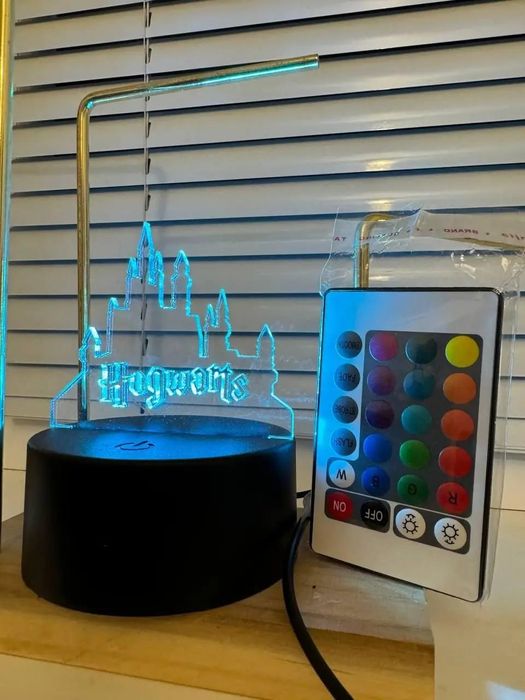 Нічник "Хогвартс", для фанів Гаррі Поттера.