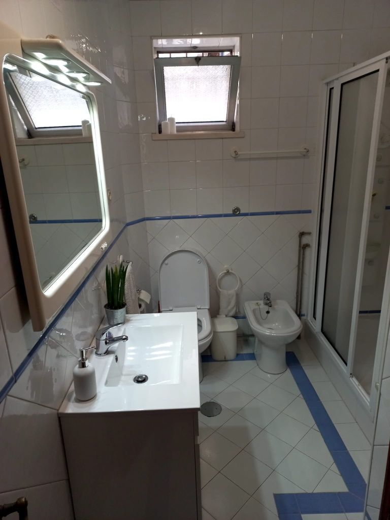 Aluguer de 1 quarto ( raparigas) 270€