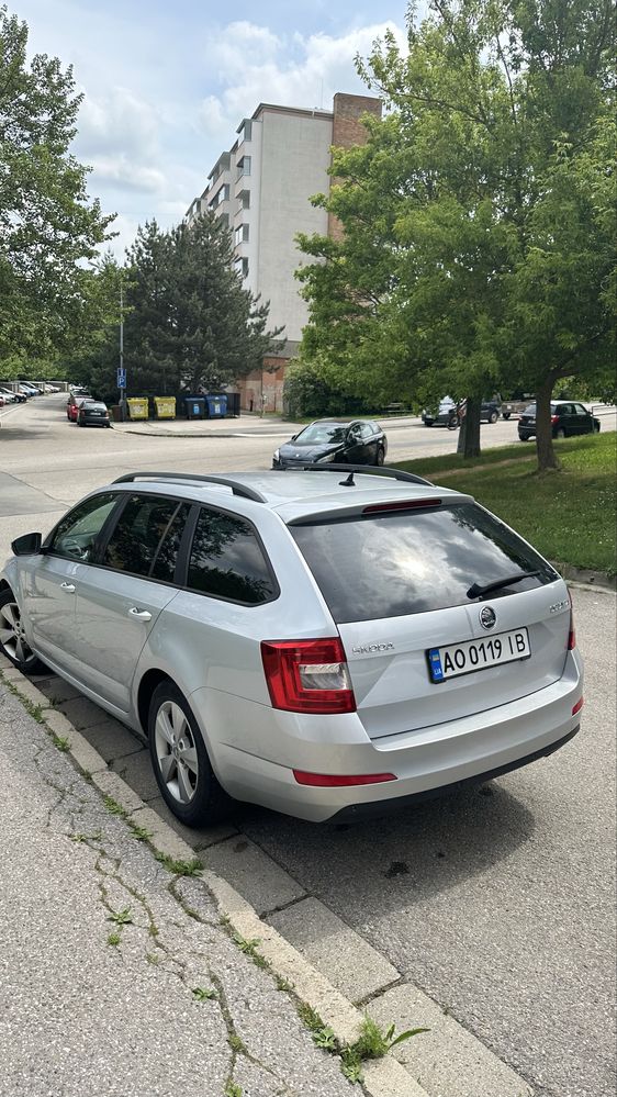 Skoda octavia 2013 2.0 dsg