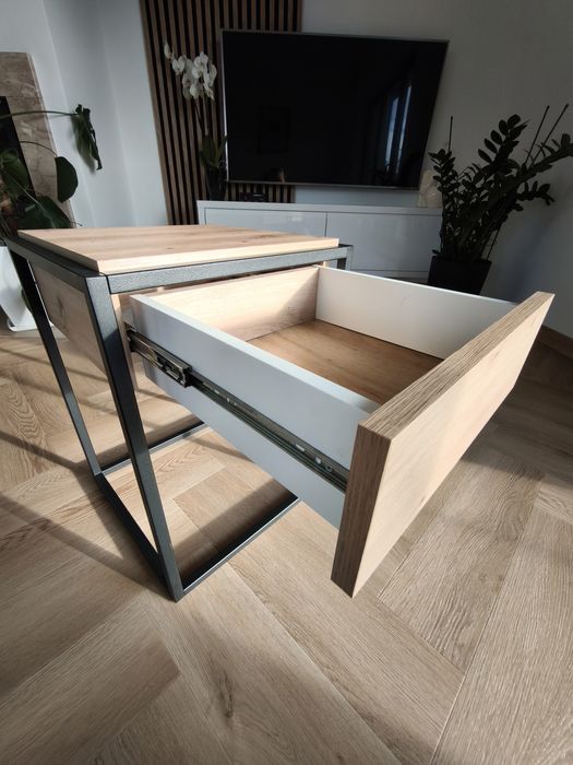 Stolik nocny pilnie sprzedam