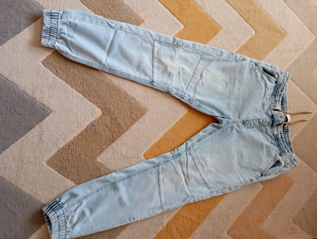 Spodnie jeans joggery rozmiar 30/32