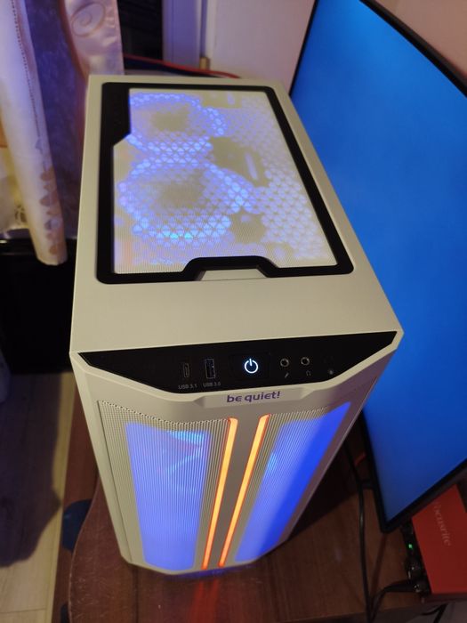 bardzo piękny i wydajny komputer