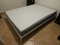 Colchão e Cama de Casal 140x200 cm IKEA VEVELSTAD e VESTMA