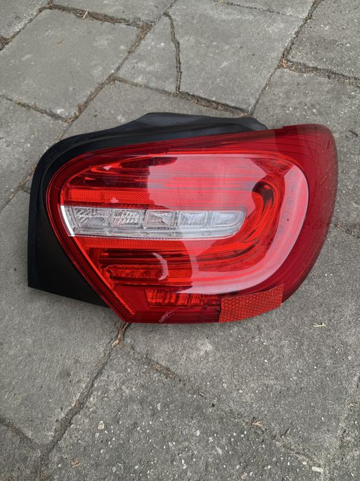 Mercedes W176 lampa tyl prawa led