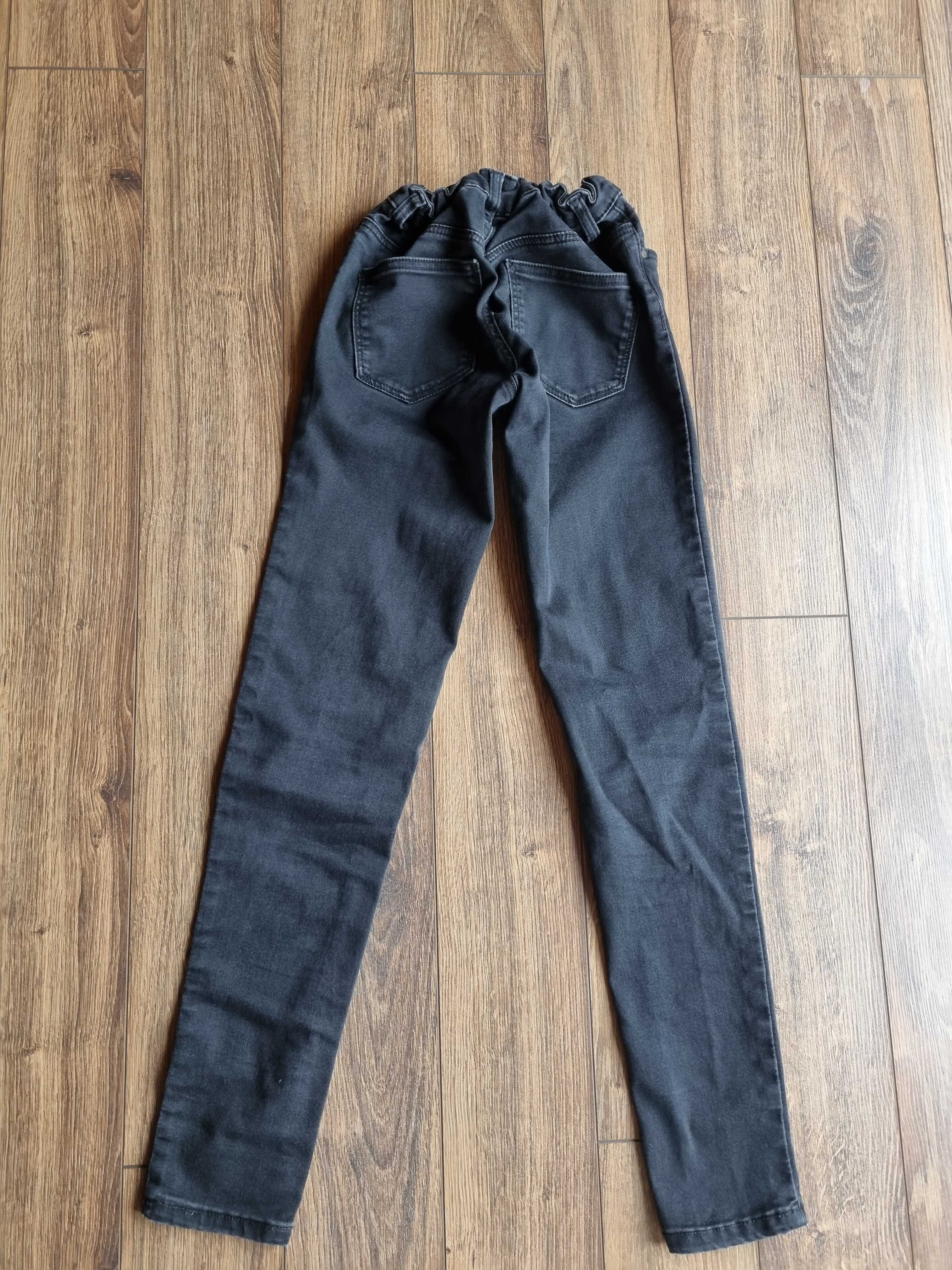 Czarne spodnie jeansowe dla dzoewczynki C&A rozmiar 164 cm