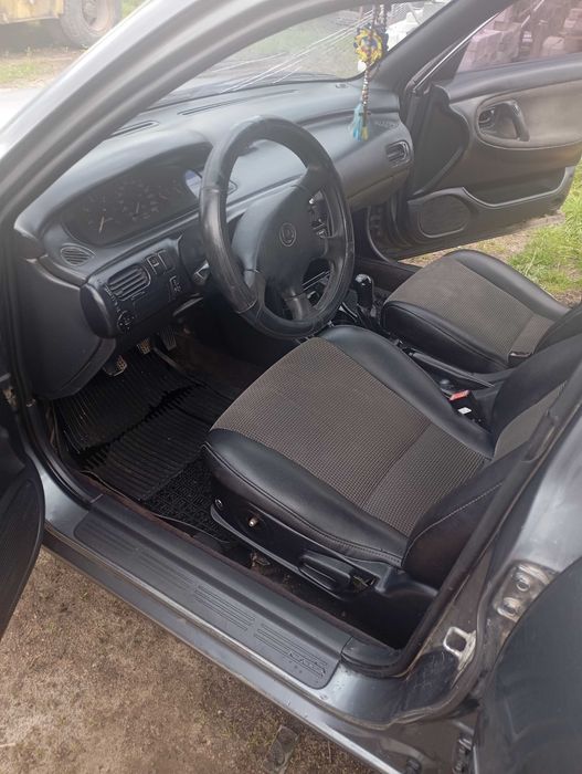 Мазда 626. Дизель Компрекс По болтам. Розбираю