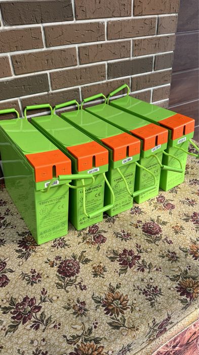 Аккумулятор Monbat 100Ah, 200Ah.