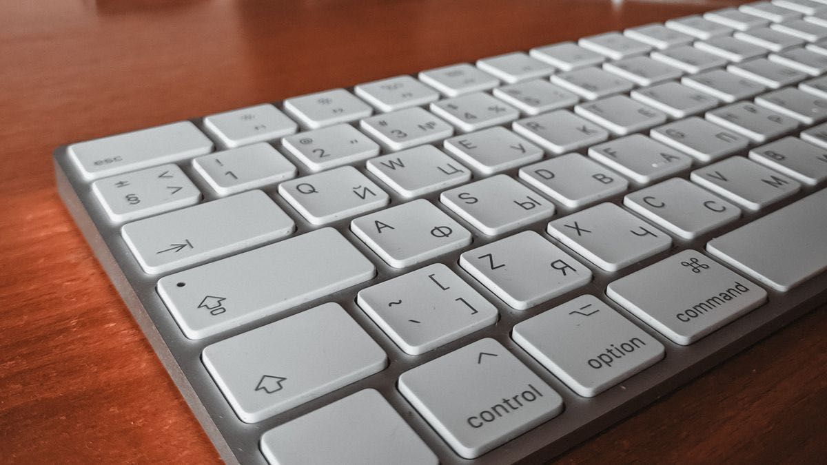 MacBook Air 2019 13' - Retina  - com teclado e rato sem fios