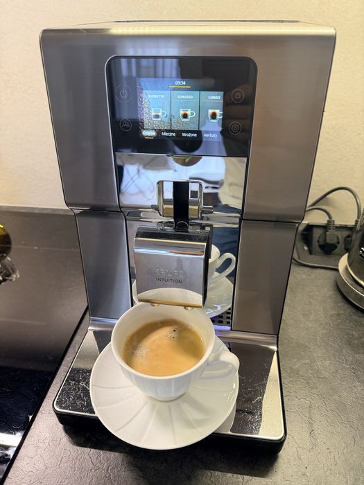 Ekspres do kawy Krups Intuition EA877