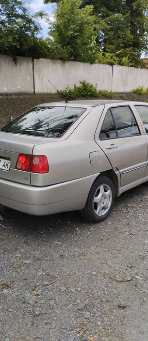 Авто повному ходу