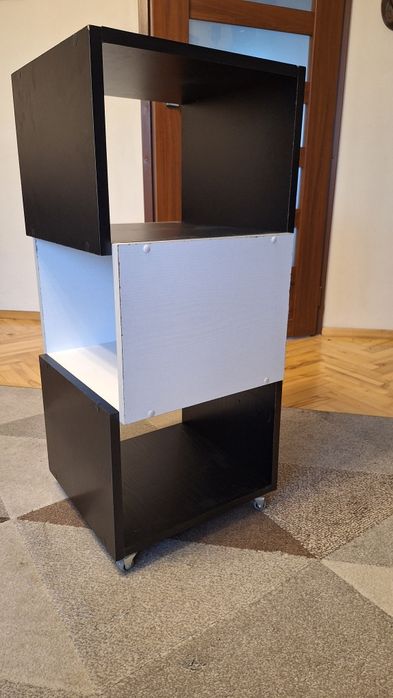 Regał na książki