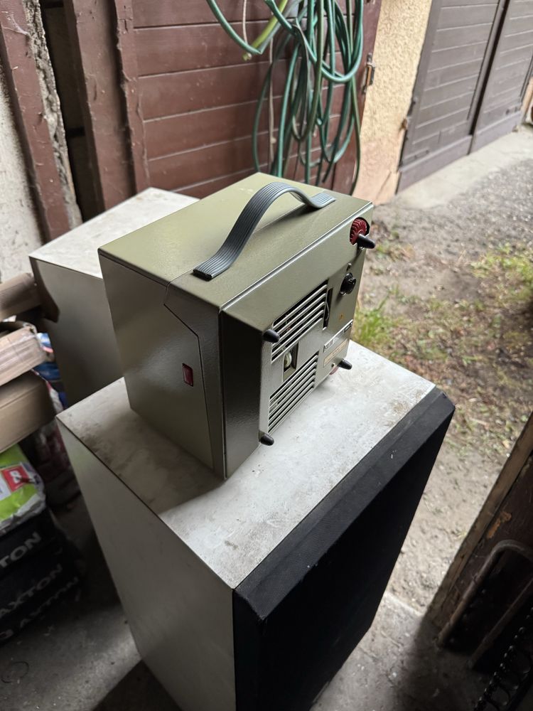 Projektor slajdów Aspectomat 300 Pentacon DDR – retro perełka!