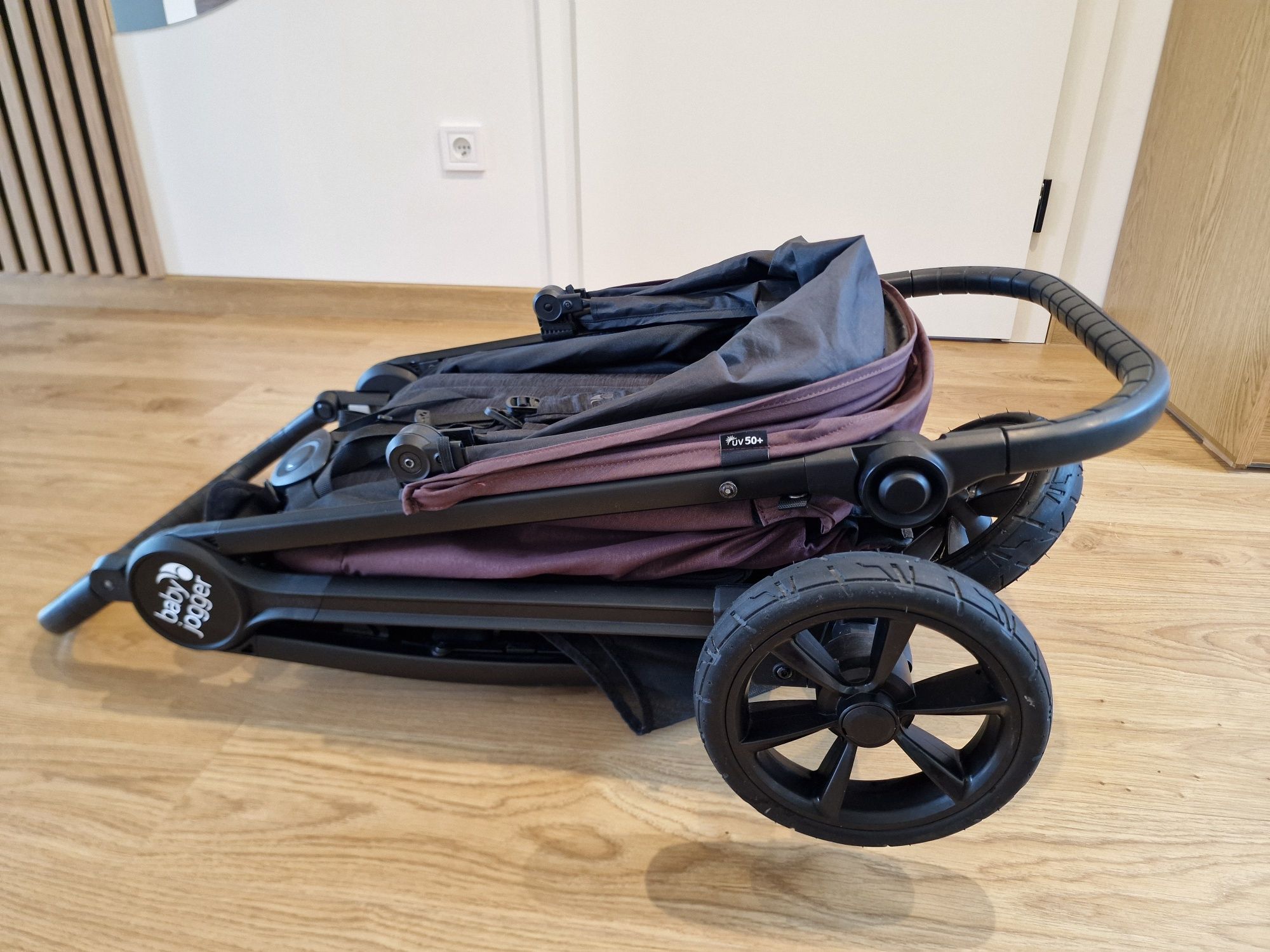 Wózek spacerowy Baby Jogger City Mini GT2