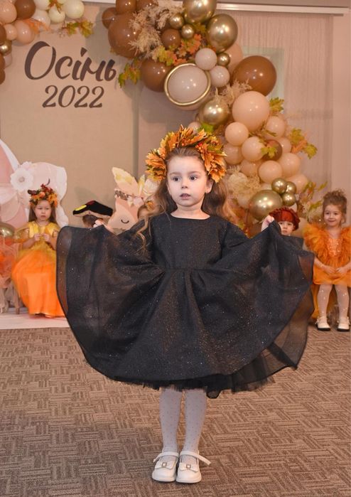 Дитяча сукня нарядна на свято