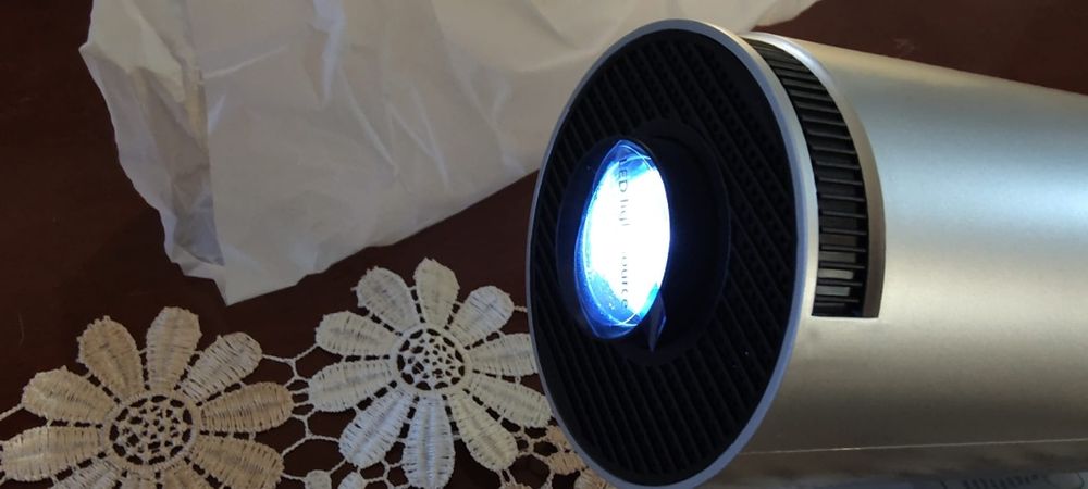 Projektor multimedialny Android, Wi-Fi, bluetooth.Nowy