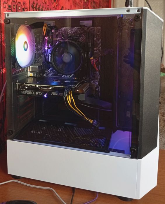 Ігровий набір пк ,монітор, клавіатура, навушники, ігрова миш.