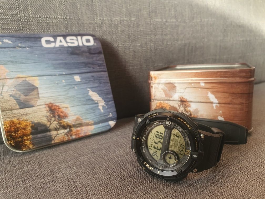 Zegarek Casio SGW 600H AER ze strefami kompasem