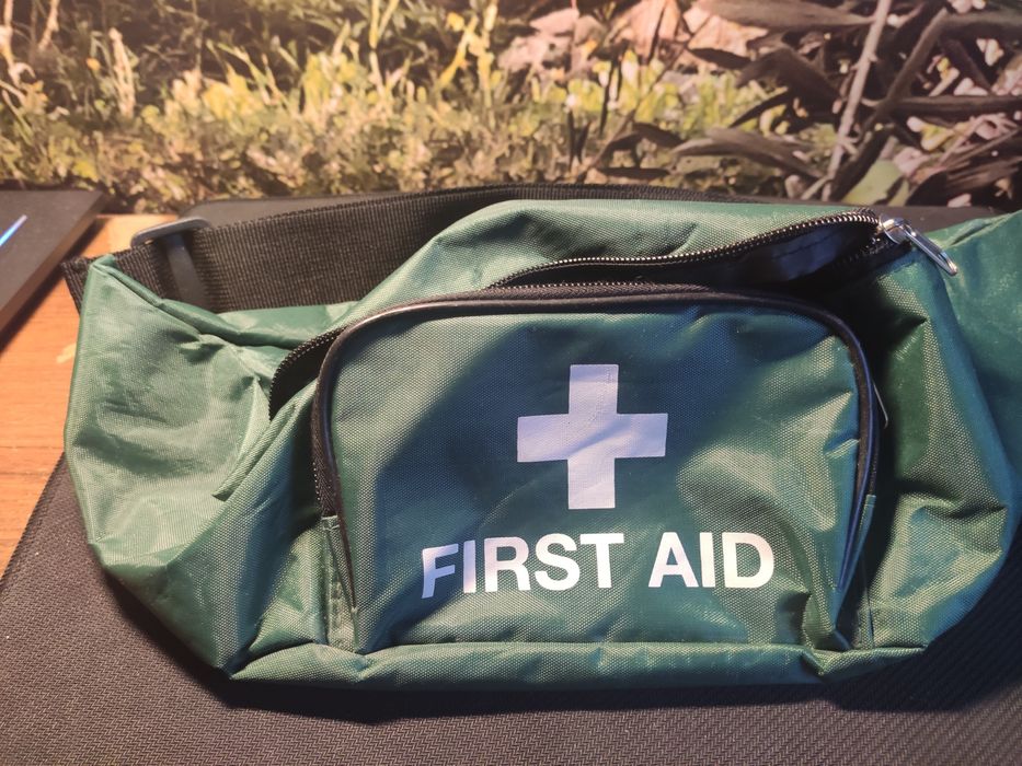 Duża bardzo pojemna torba z pasem biodrowym