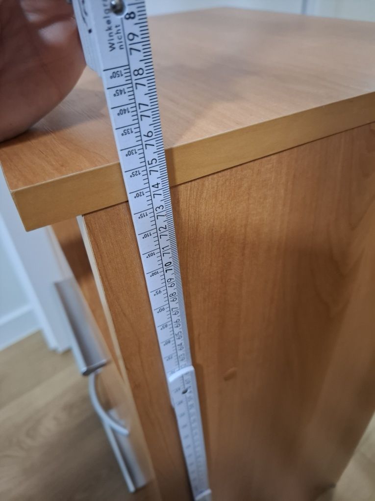 Mała komoda, szafka nocna 3szuflady olcha