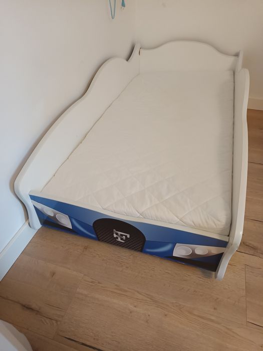 Łóżko samochód oddam za darmo