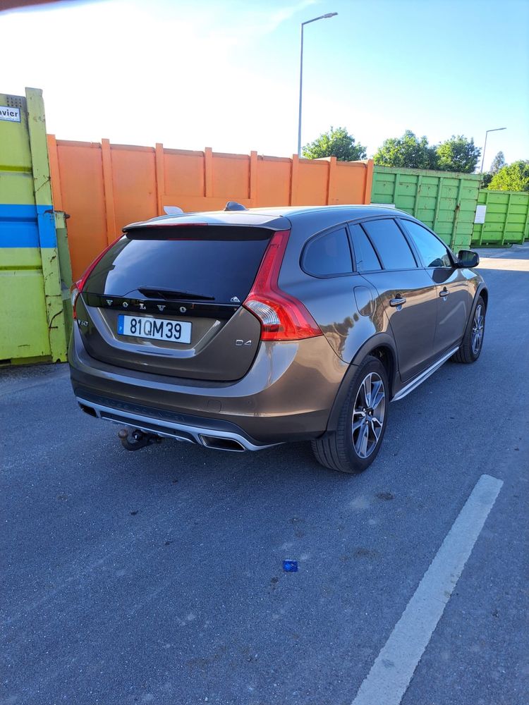 Volvo v60 cc D4 Automatica