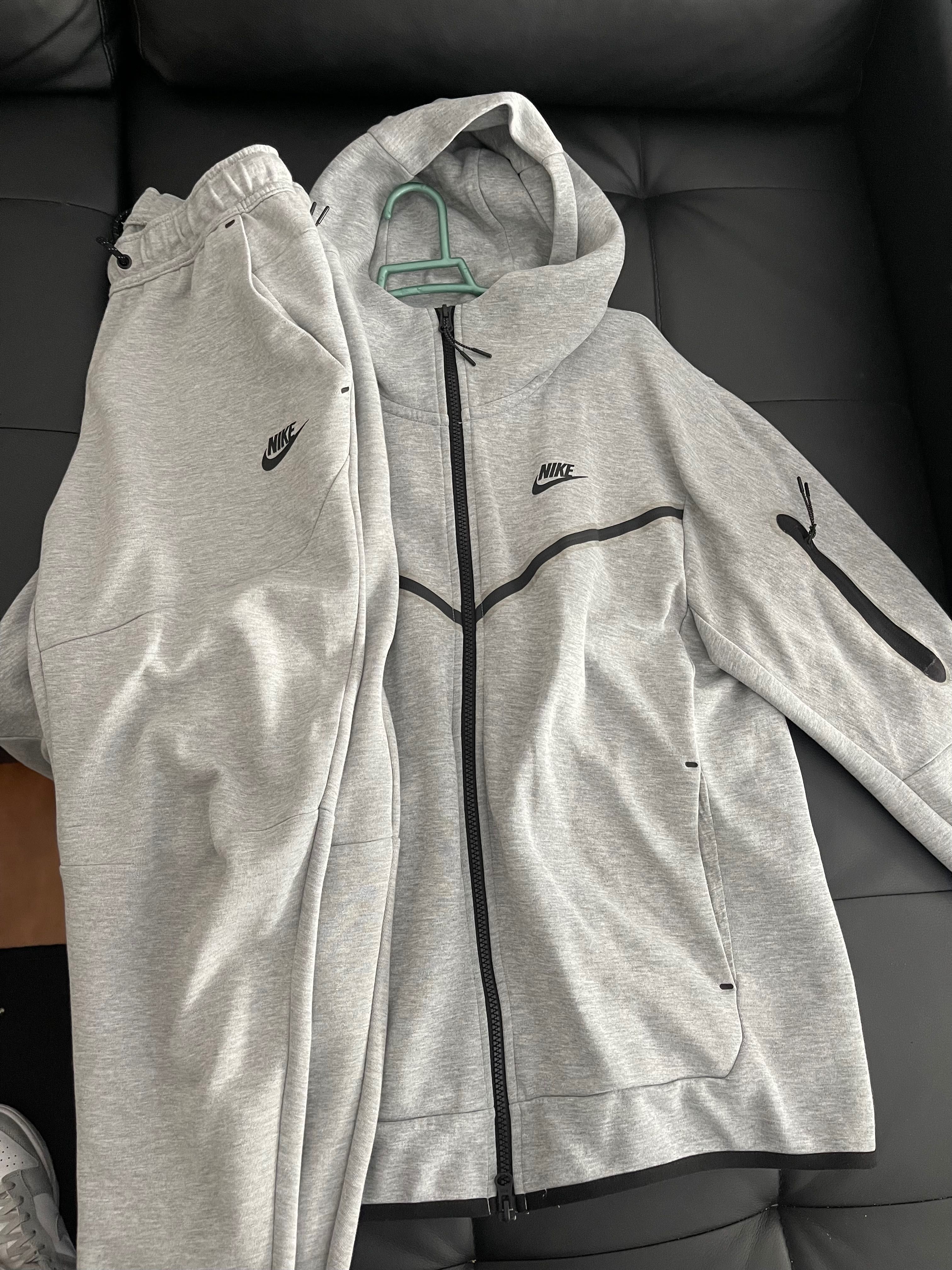 Nike Tech Fleece