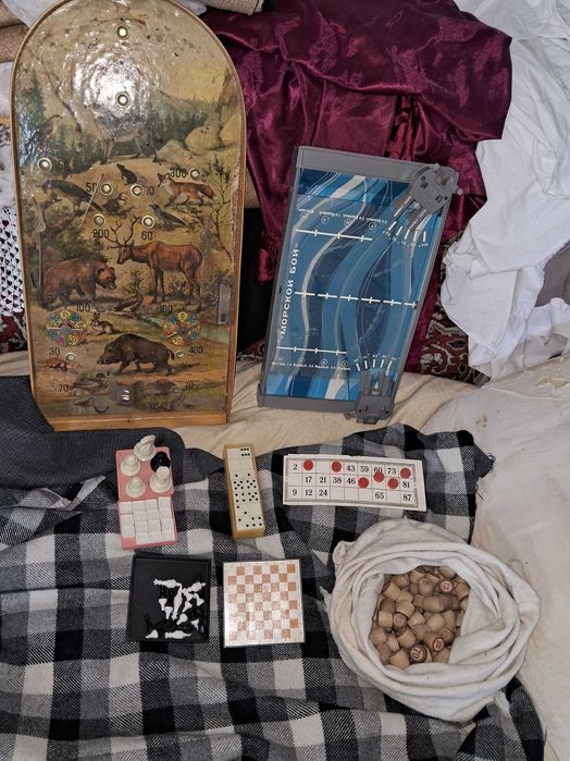 Шахи, доміно, лото, настільні ігри
