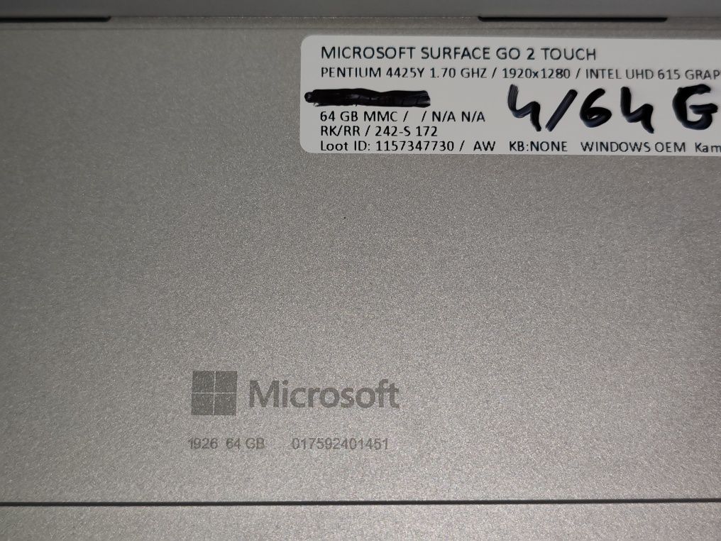Microsoft Surface Go 2 4/64GB win 11 pro