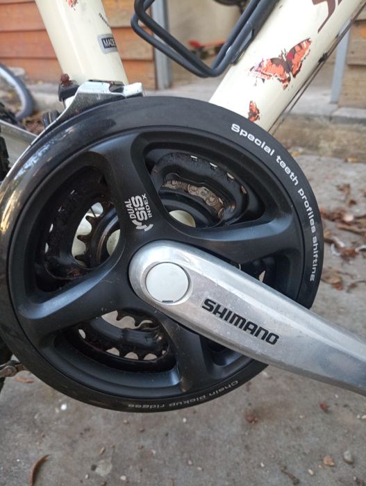 Bicicleta de montanha BTT criança Specialized	- Como Nova. Roda 26*