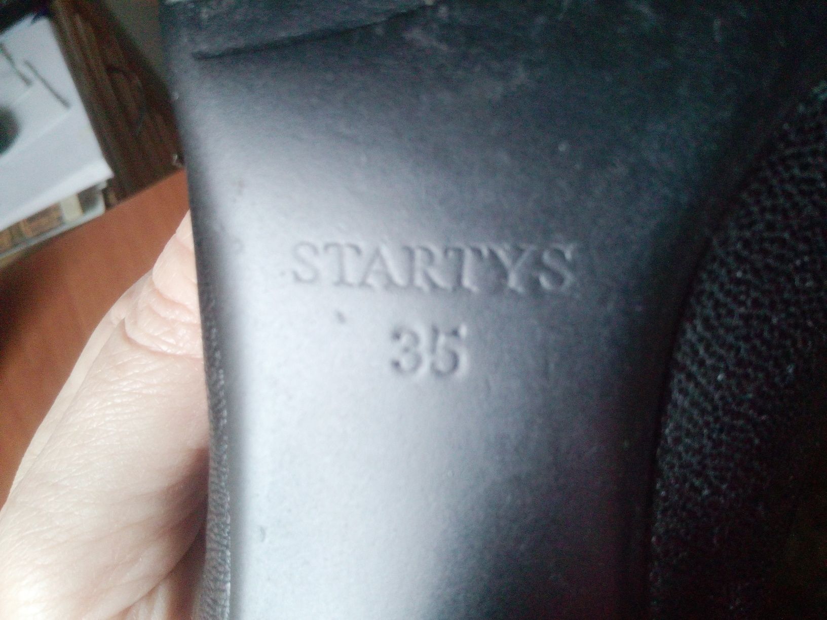 Туфлі STARTYS 35 р + подарунок 2 пари