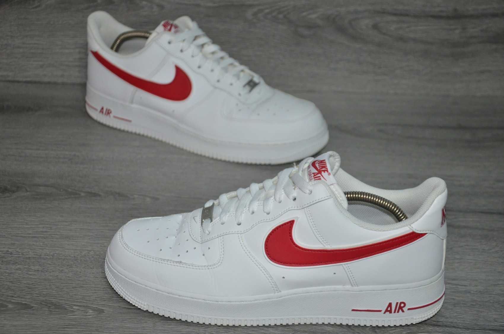 Продам кросівки шкіряні Фирма Nike Air Force 1  .