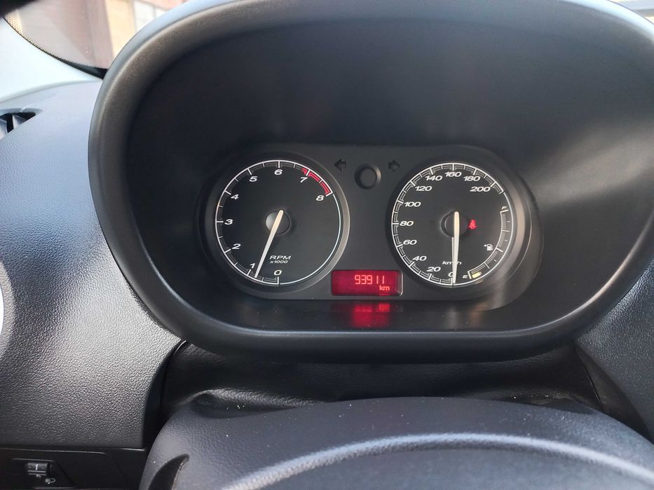 Продам MG Cross 3
