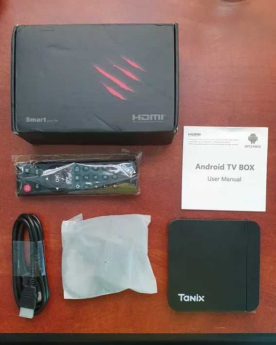 Смарт ТВ приставка 4K ТВ приставка Tanix W2 4GB/32GB